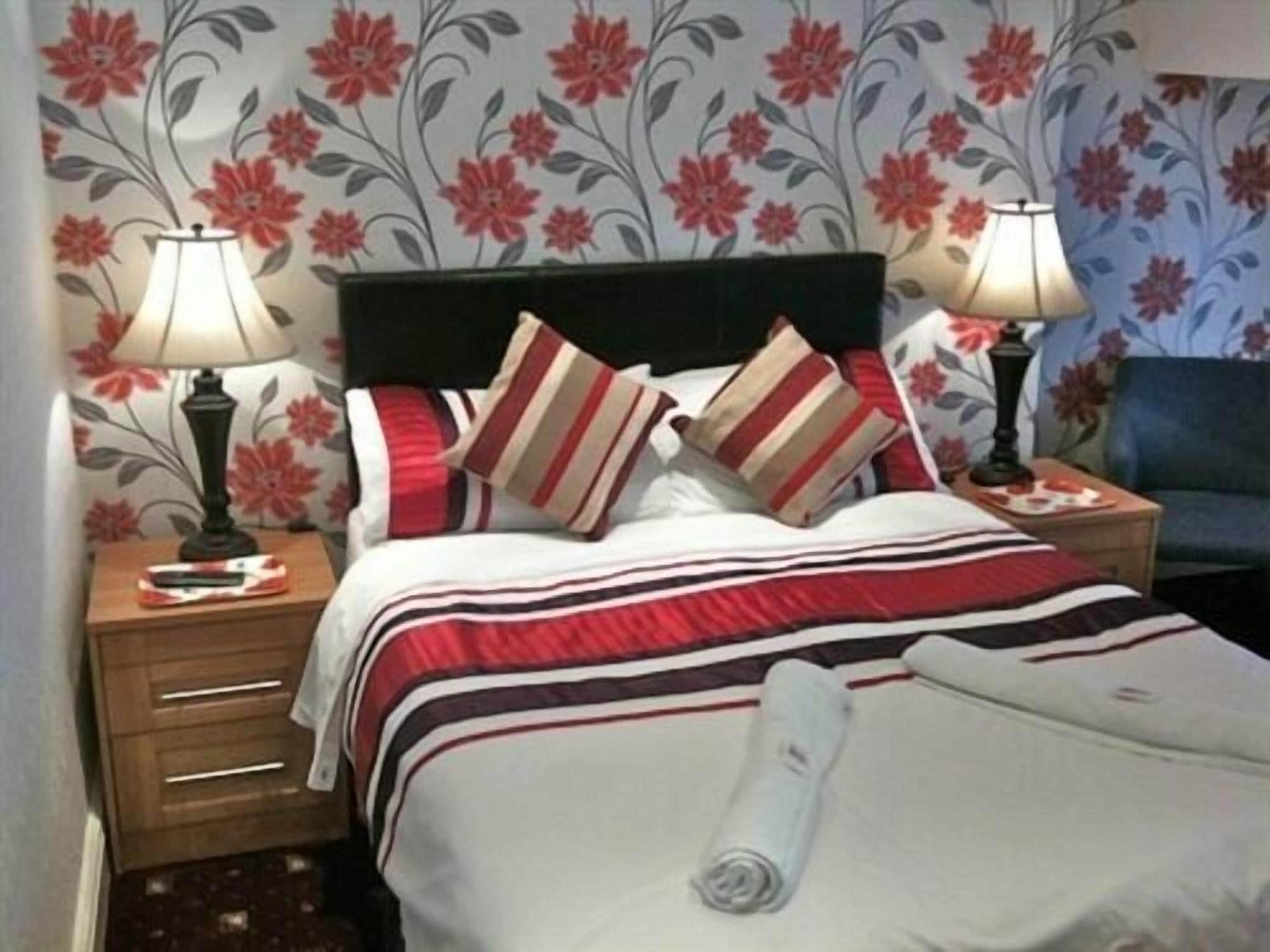 Pelham Lodge - Blackpool — Photos 1